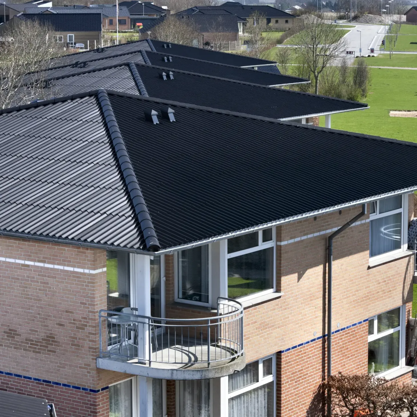 Bølgeplade B6-S HJ/HU sortblå 1090x1180 mm