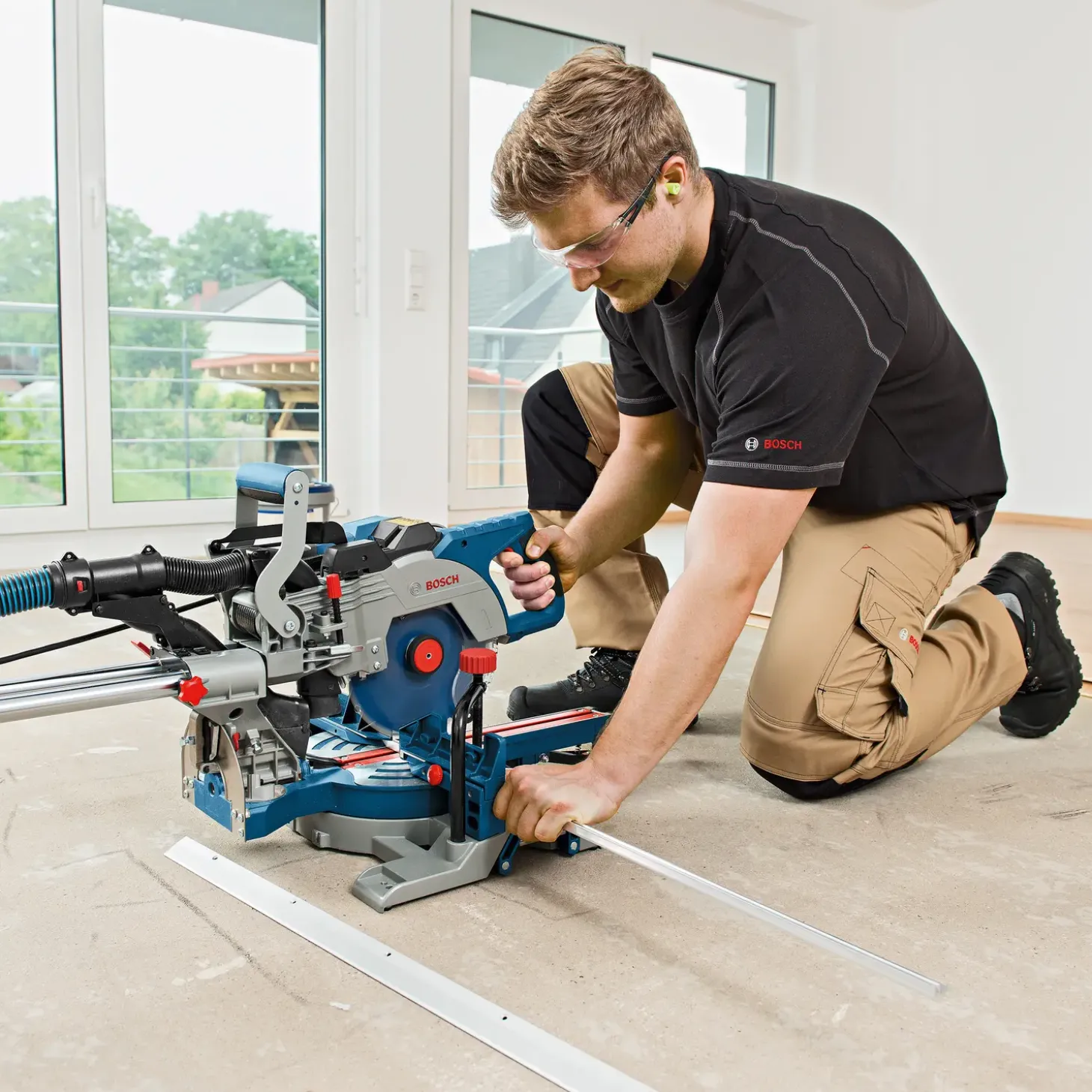 Bosch GCM 80 SJ Professional kap-/geringssav m/udtræk