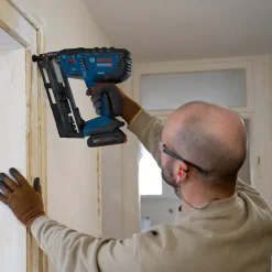 Bosch GNH 18V-64-2 M Professional trædykkerpistol solo