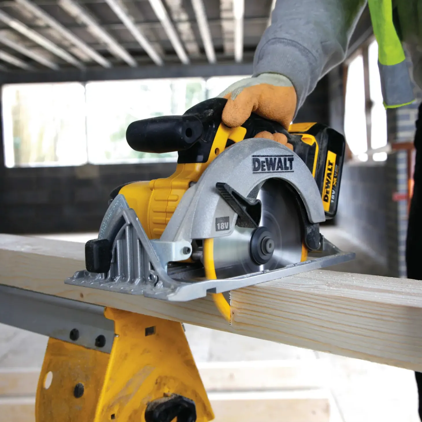 DeWALT DCS391N 18V rundsav solo