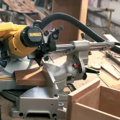 DeWALT DW712N kap-/geringssav 1650 W Ø216 mm m/udtræk