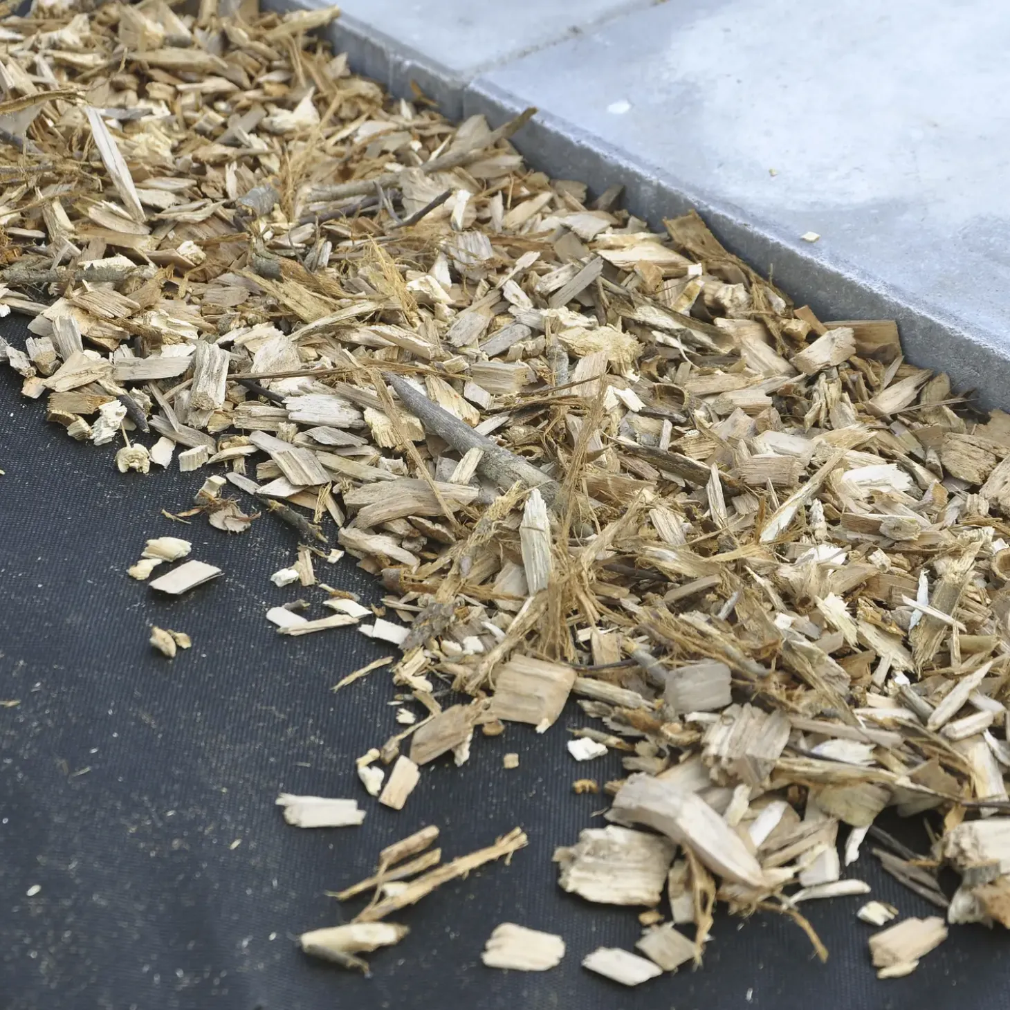 Dækbark 2400 liter, palle med 48 sække á 50 liter