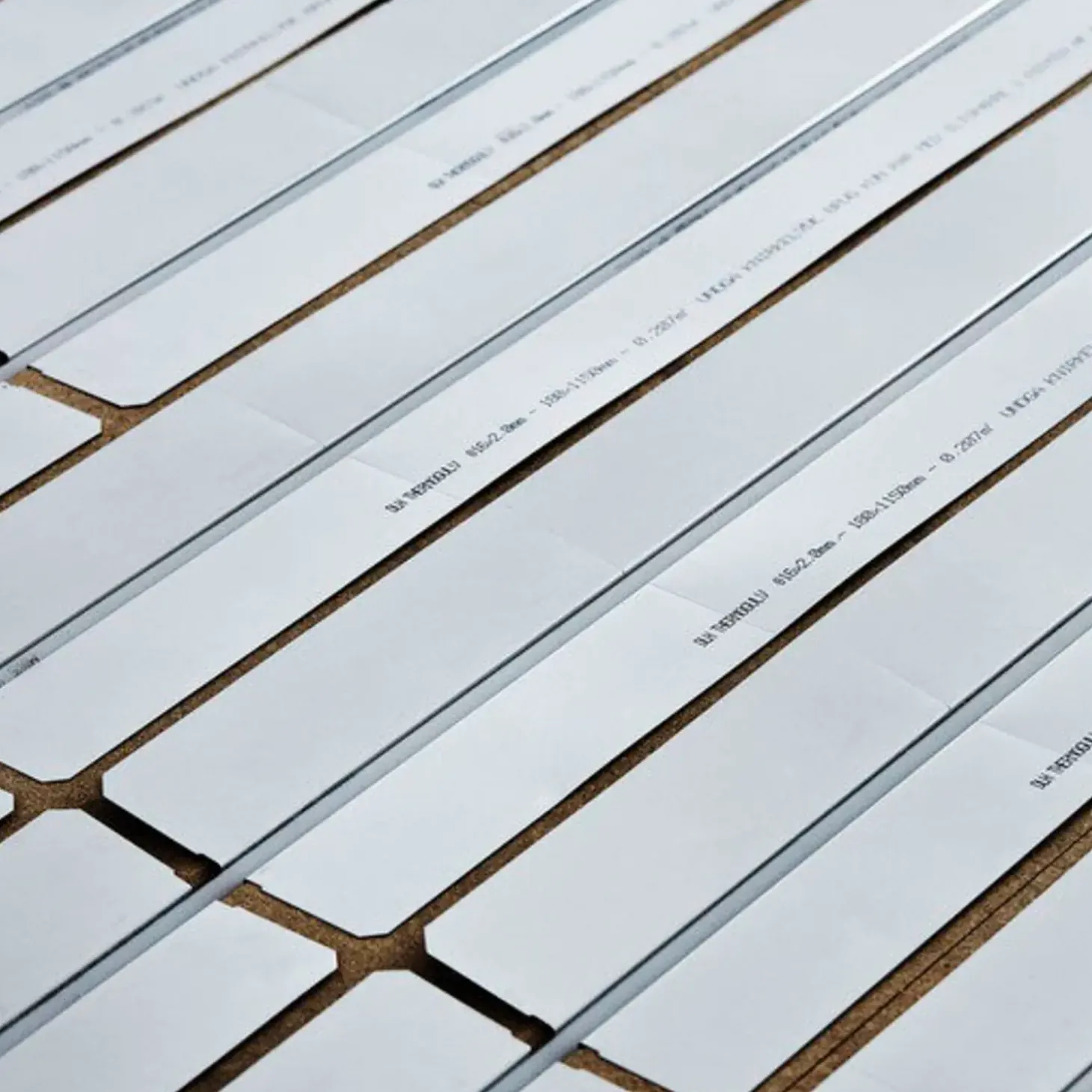 DLH varmefordelingsplade m/1 spor Ø20 mm - 280x1150x0,5 mm t/25 mm Thermogulv