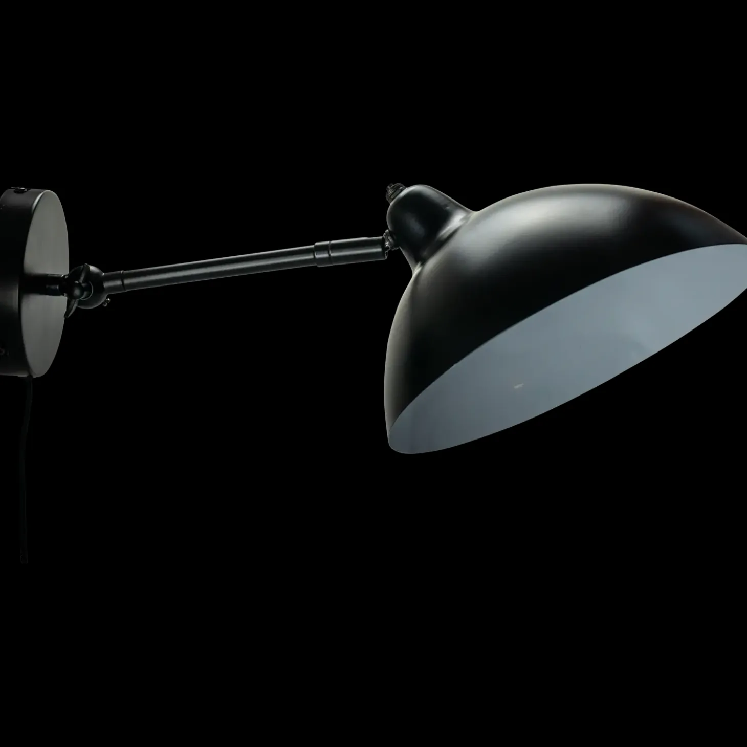 Dyberg Larsen Futura væglampe sort