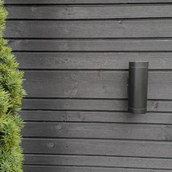 Dyberg Larsen Stege udendørs væglampe sort