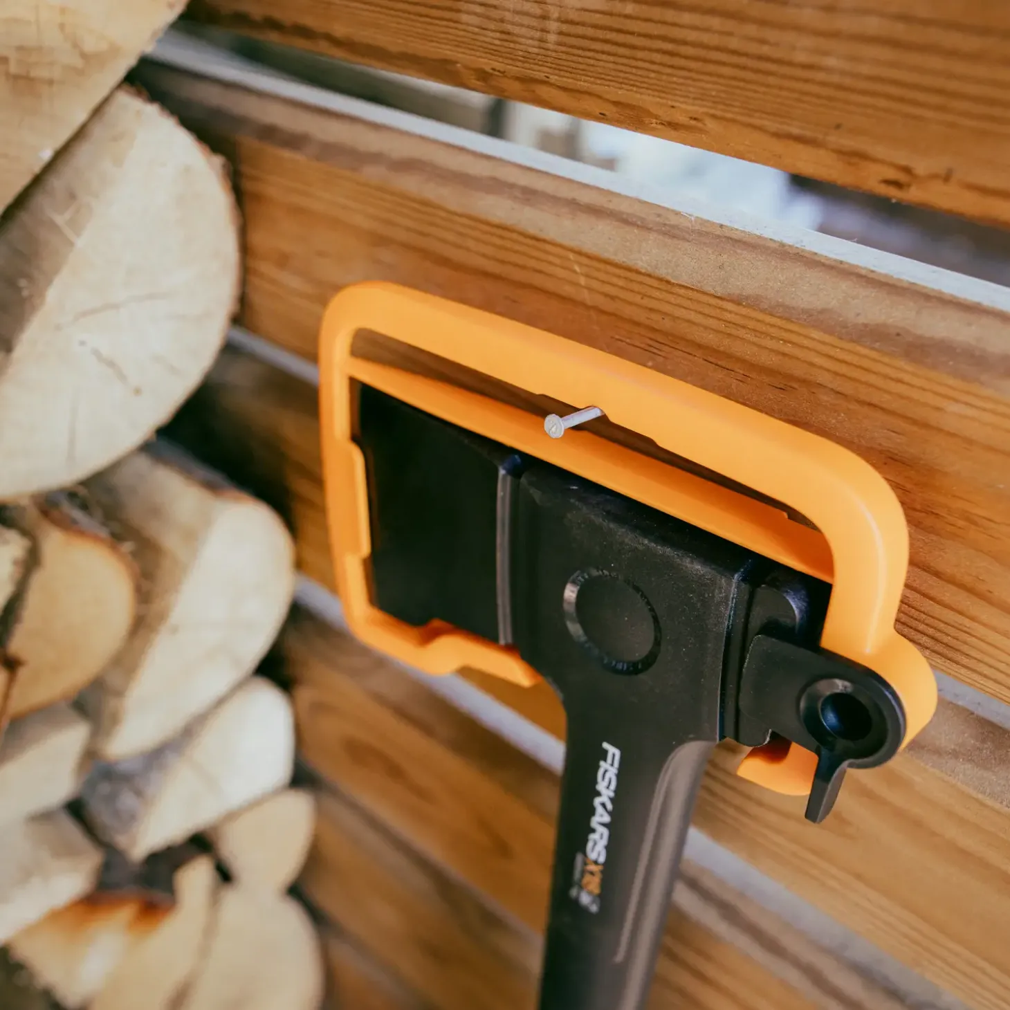 Fiskars universaløkse X18