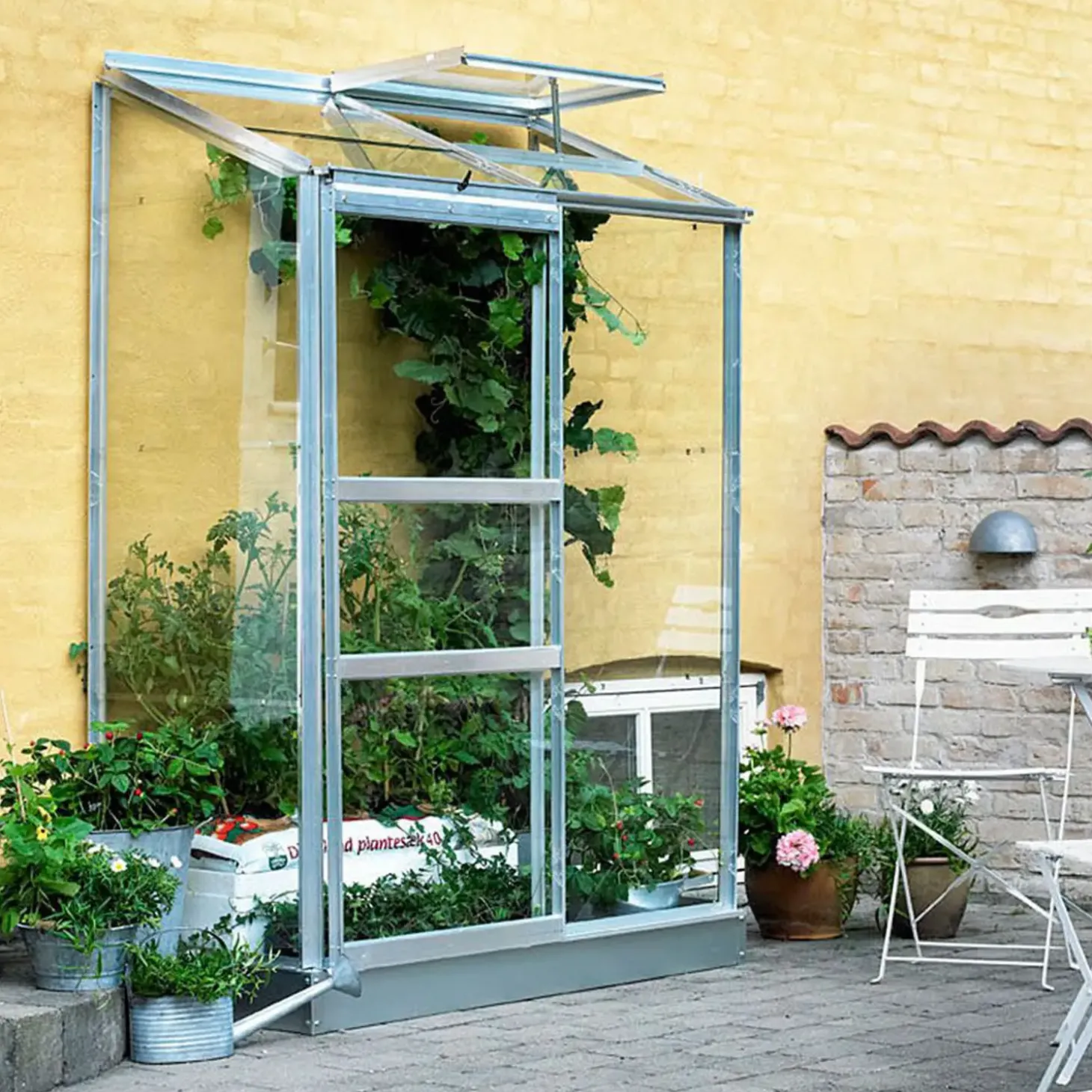 Halls Altan 2 vægdrivhus alu. med delt glas 0,91 m²