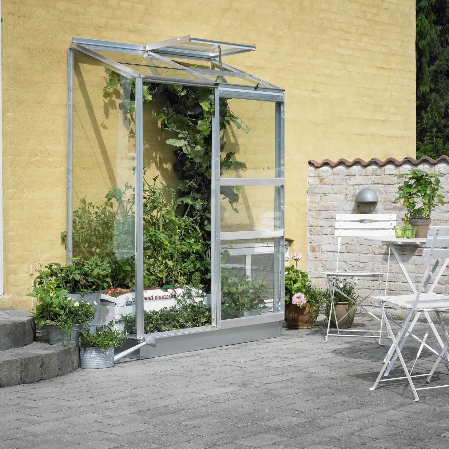 Halls Altan 2 vægdrivhus alu. med delt glas 0,91 m²