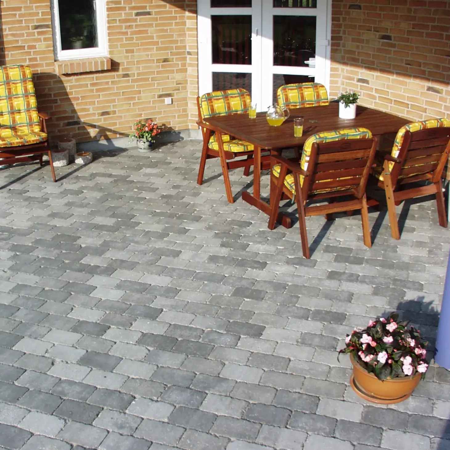 Herregård MEGA med rumlet kant gråmix 21x28x7 cm