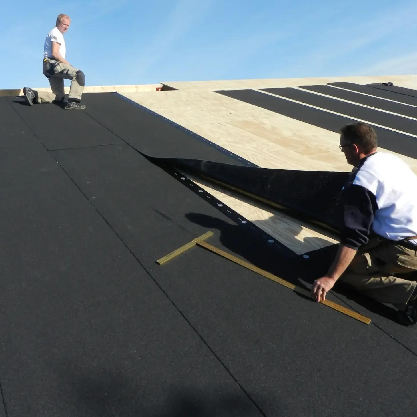 Isola Mestertekk tagpap sort rll. á 1x7 m