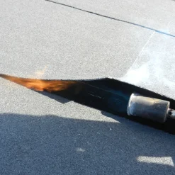 Isola Mestertekk tagpap sort rll. á 1x7 m