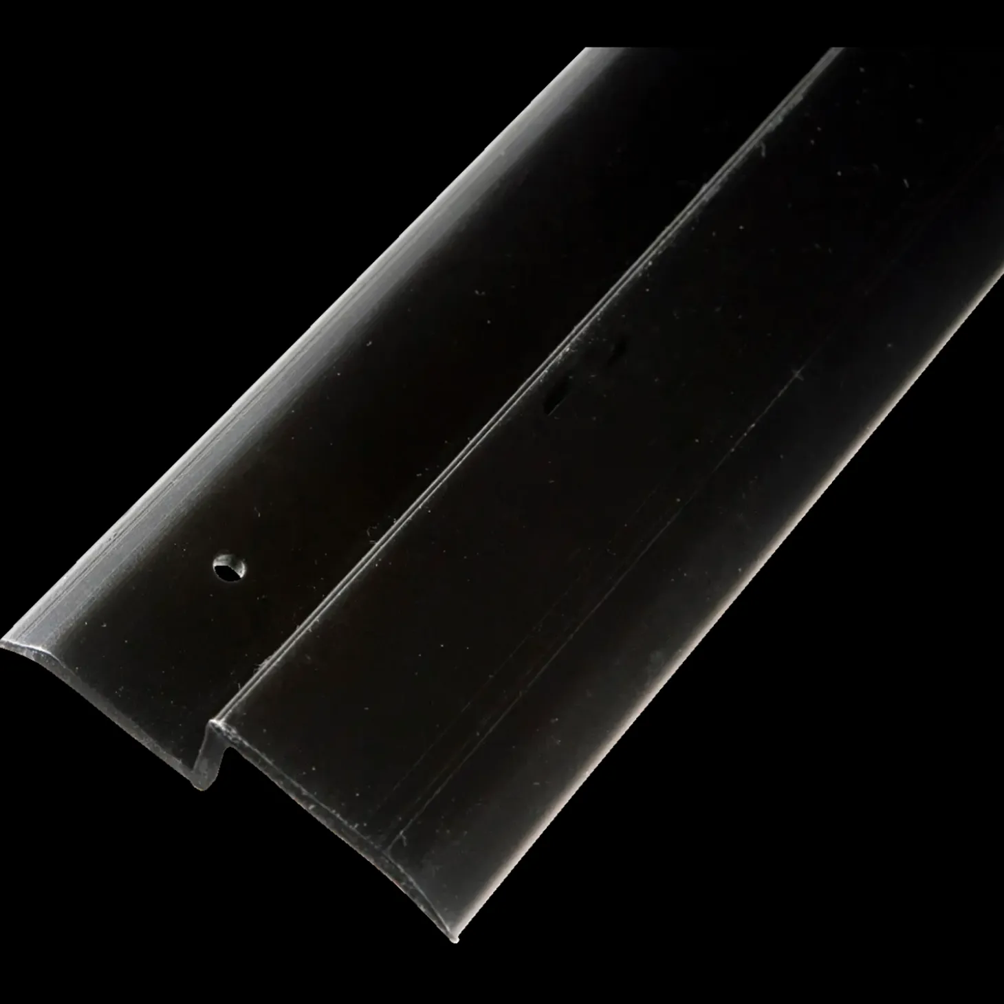 Isola Platon kantliste L-formet 10x42 mm 2 m