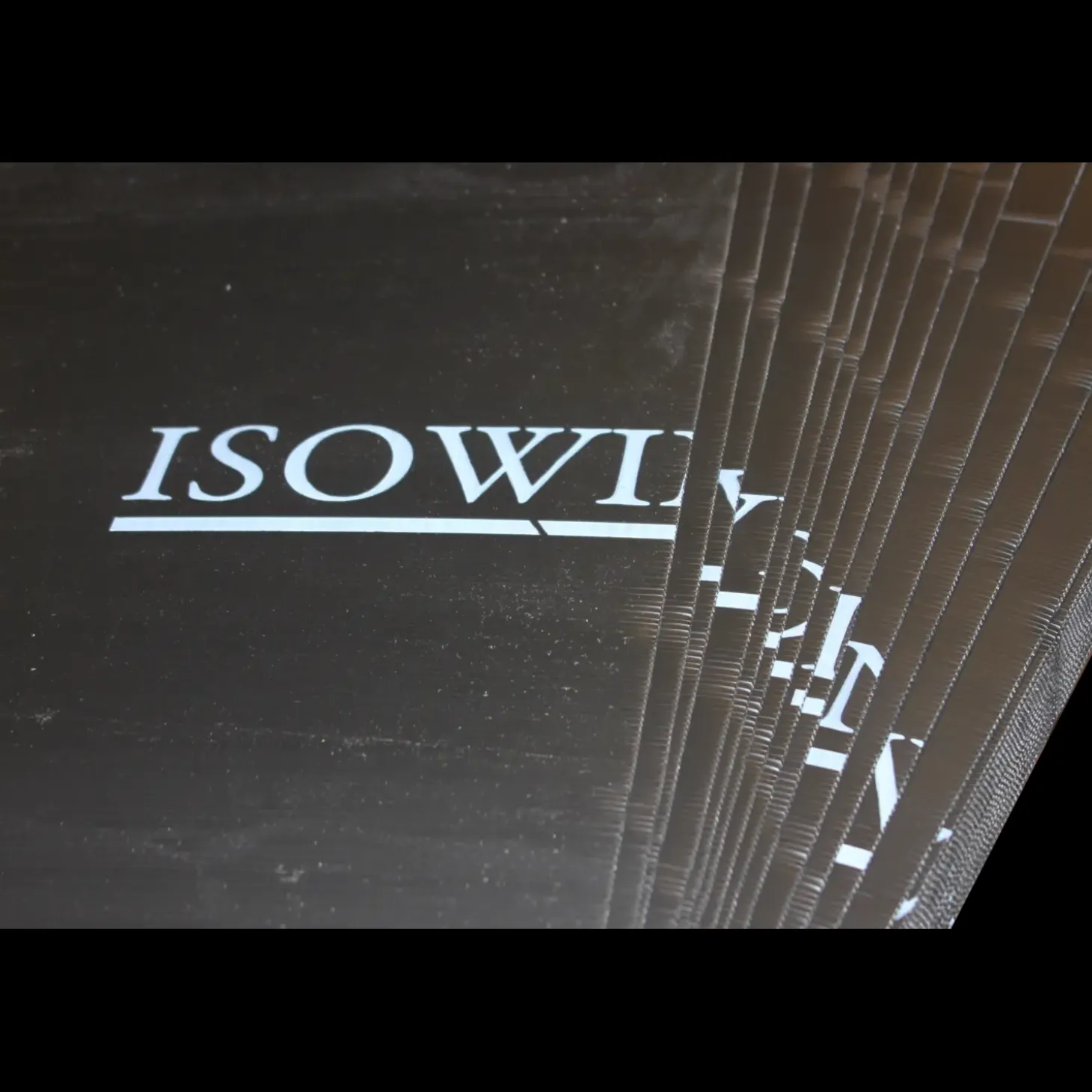 Isowind  ventilationsplader sort 2,5x1090x1600 mm