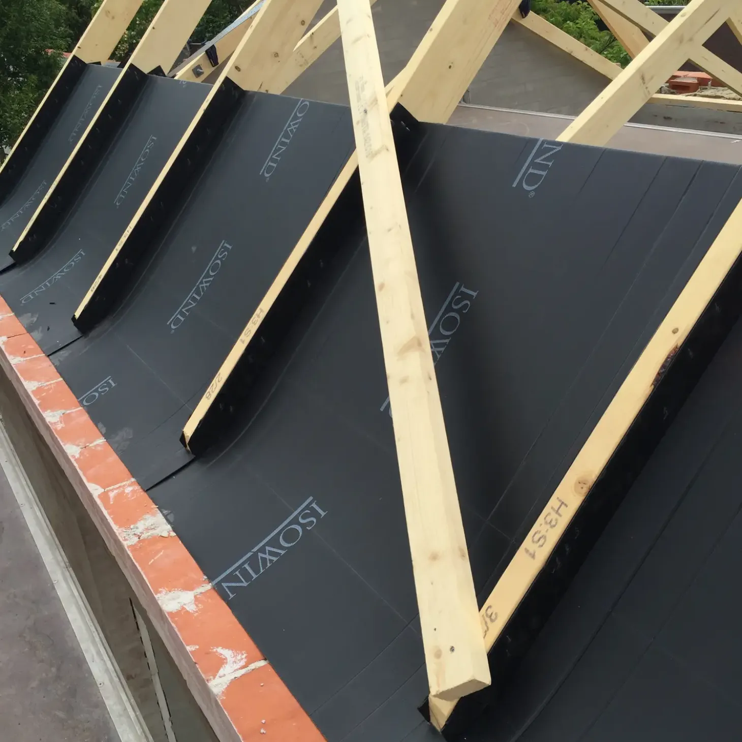 Isowind  ventilationsplader sort 2,5x1090x1600 mm