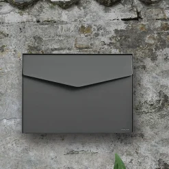 ME|FA postkasse Letter (111) basalt grå med Ruko lås