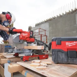 Milwaukee M18 VC2 -0 18V våd/tør-støvsuger solo