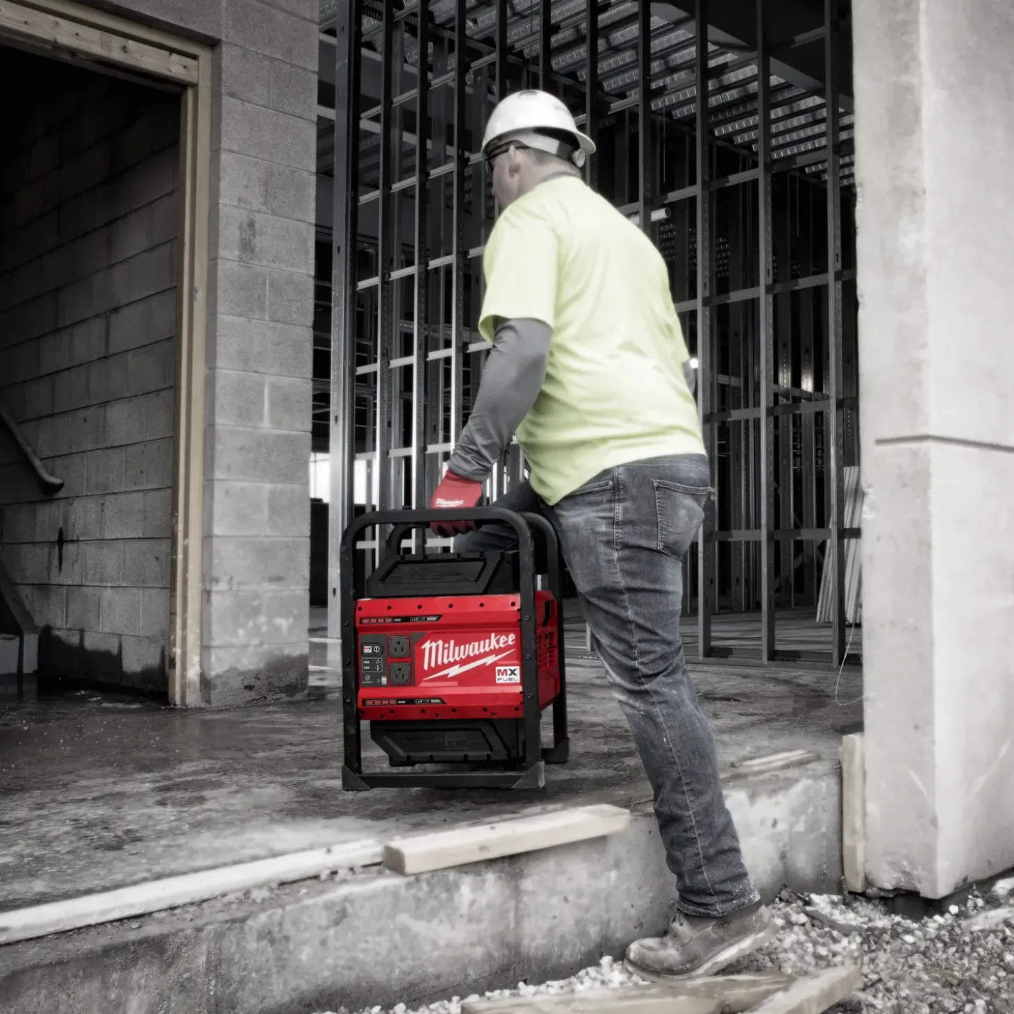 Milwaukee MX Fuel PS-602 powerstation