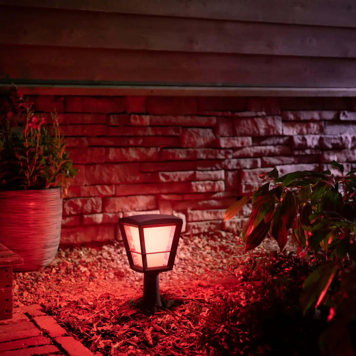 Philips Hue Econic udendørs bedlampe 15W sort