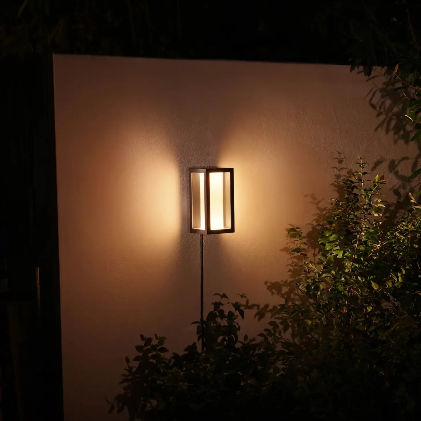 Philips Hue Impress udendørs væglampe 2x8W sort