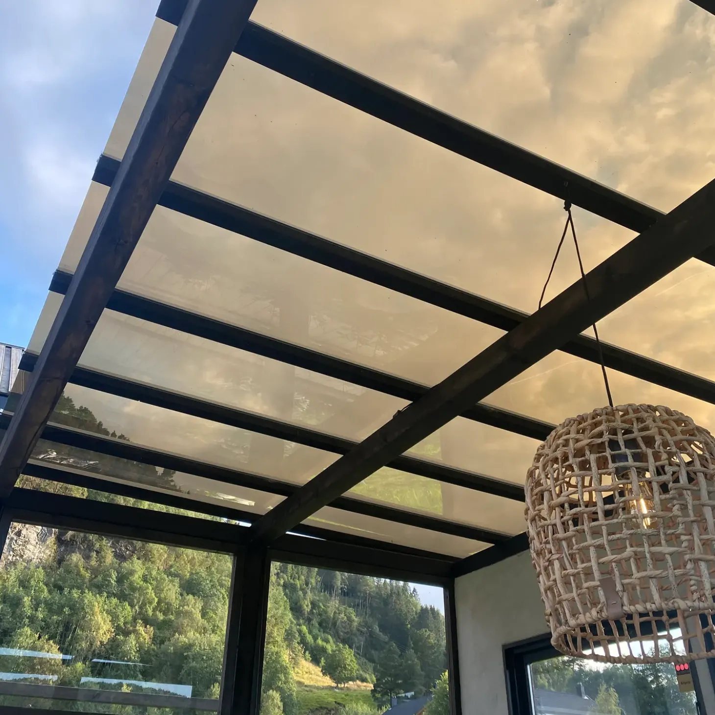 Plastmo Sunglaze Trapez tagplade røgfarvet 585 mm x 300 cm