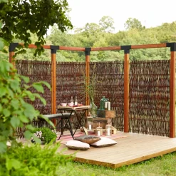 Plus Cubic hjørnebeslag t/stolpe dobbelt sort