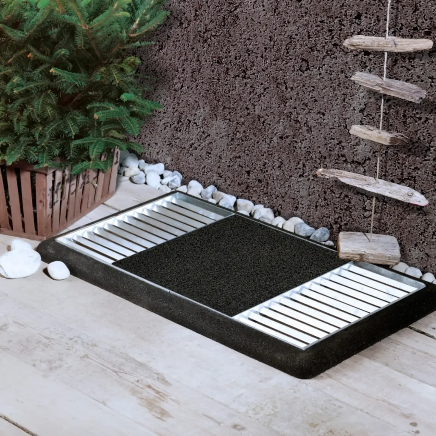 Plus Cubic rist m/sort måtte/gummiramme - 88x48x4 cm