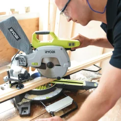 Ryobi EMS216L kap-/geringssav 1500W