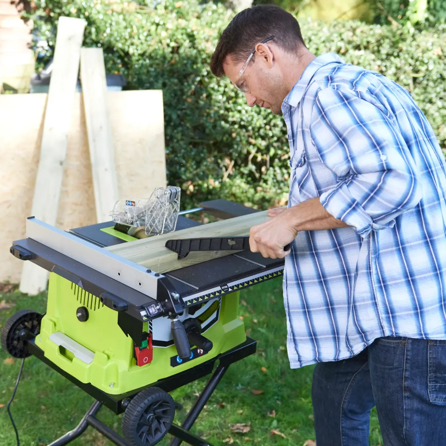 Ryobi RTS1800EF-G bordrundsav 1800W 560x710 mm