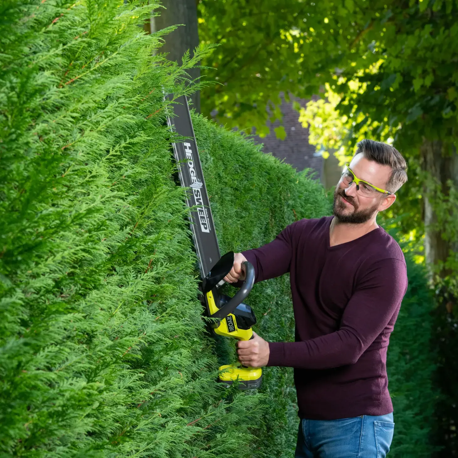 Ryobi RY18HT55A hækkeklipper 1x2.0 Ah batteri/lader 18V ONE+