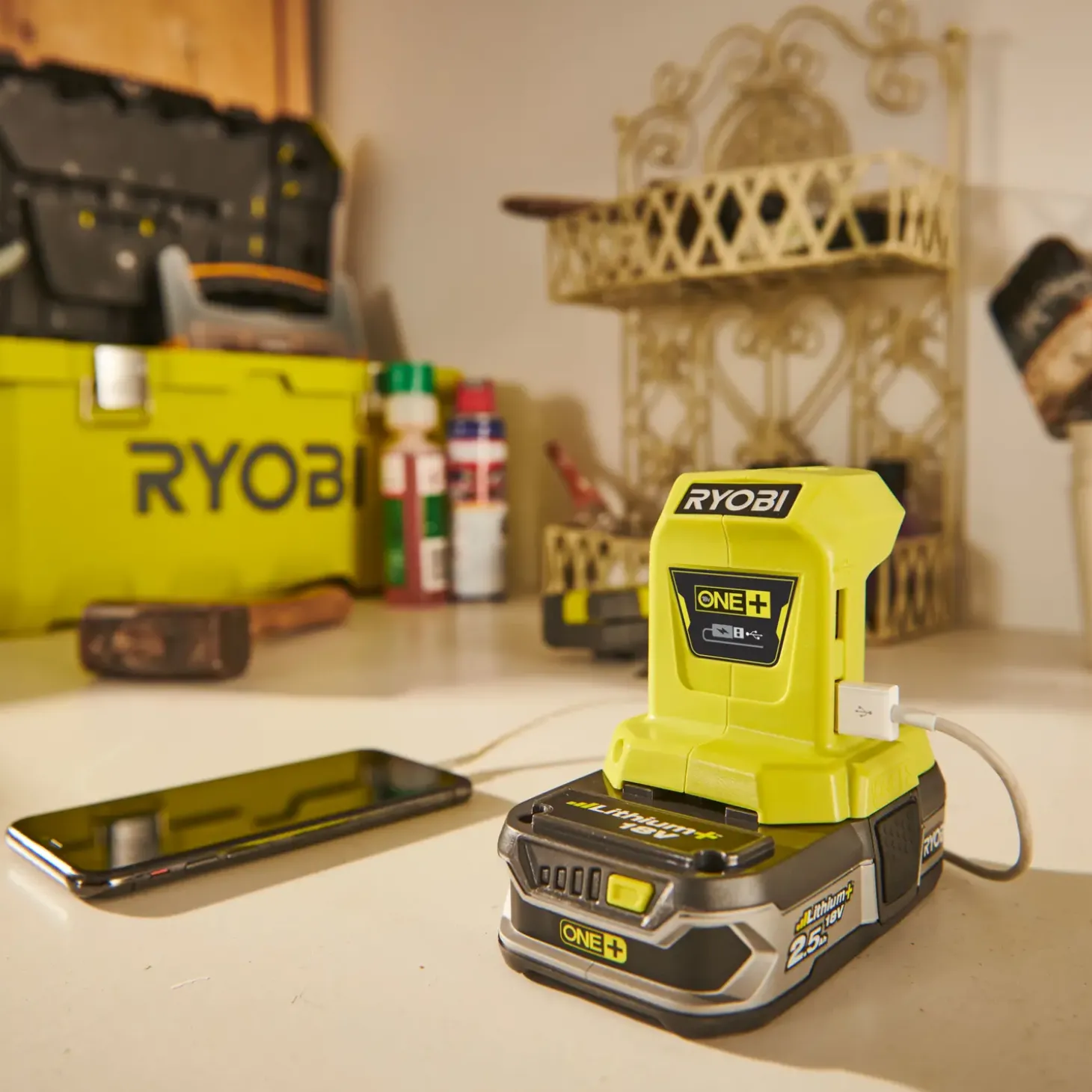 Ryobi USB-adapter 18V ONE+ solo