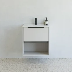 Scanbad NOW vaskeskab m/én skuffe og åbent rum 65,8x81x45,5 cm mat sand stribet front