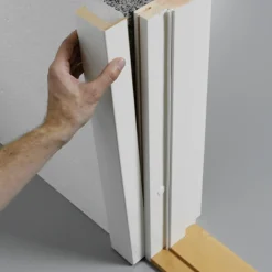 Swedoor Flex +Karm 92 mm hvid fyr 786x2089 mm m/std.bund i bøg