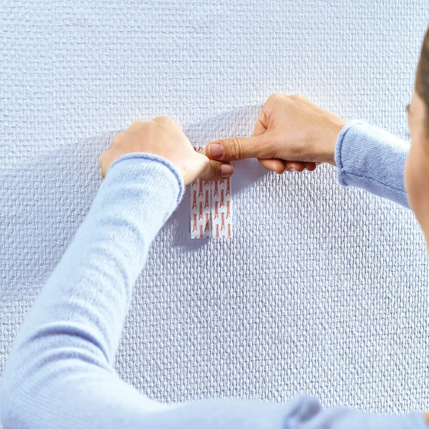 Tesa® Klæbesøm til tapet og gips (2 kg) - 2-pk